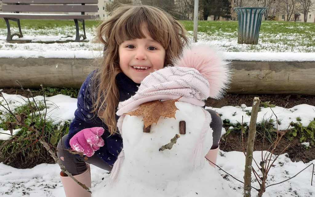 WINTER OUTDOOR FAMILY&nbsp;FUN!