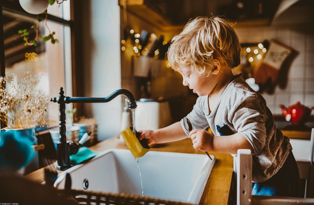 SETTING CHORES FOR KIDS, EASIER THAN IT&nbsp;SEEMS!