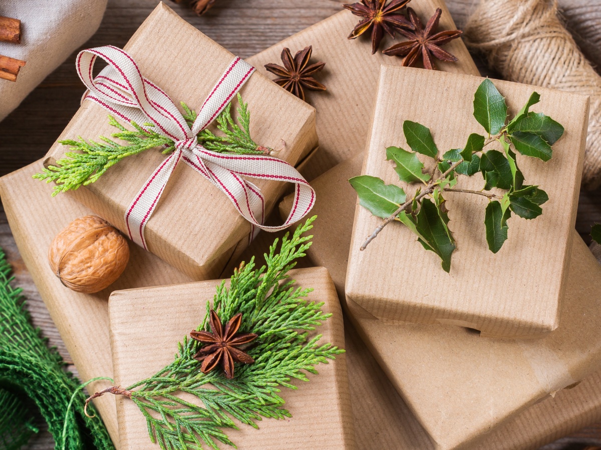 5 GREAT EXPERIENCE GIFT CATEGORIES TO CHOOSE FROM THIS HOLIDAY SEASON